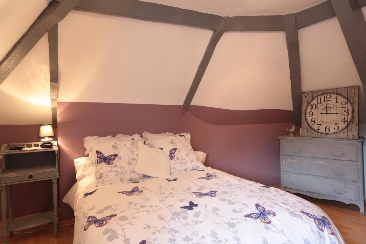 Fatouville-Grestain Restaurant & Chambres D'Hotes L'Eau Vive المظهر الخارجي الصورة